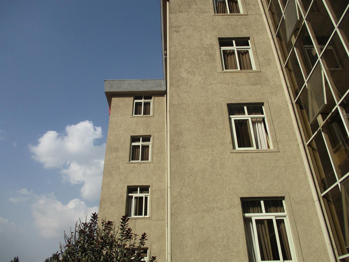 Stay Easy Hotel Addis Abeba Buitenkant foto